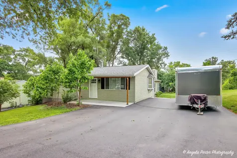 9019 Pine Avenue Wonder Lake IL 60097
