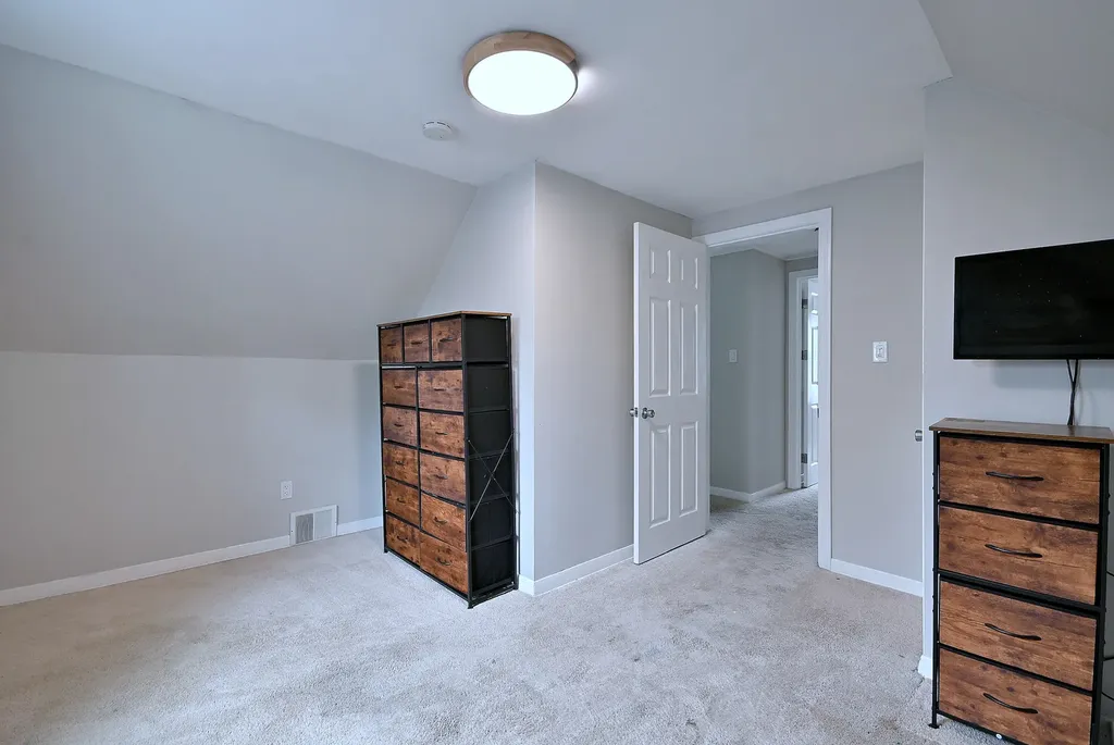1034 South Saylor Avenue Elmhurst IL 60126