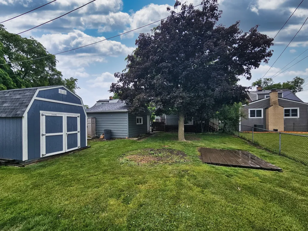 1034 South Saylor Avenue Elmhurst IL 60126