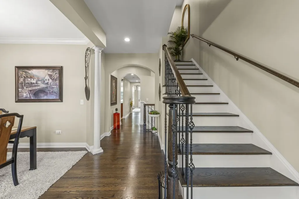 4159 Royal Mews Circle Naperville IL 60564