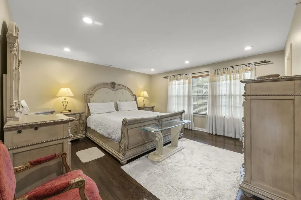 4159 Royal Mews Circle Naperville IL 60564