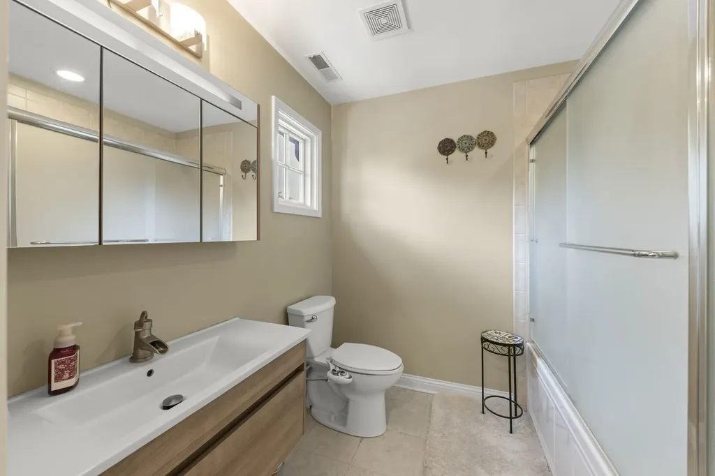 4159 Royal Mews Circle Naperville IL 60564