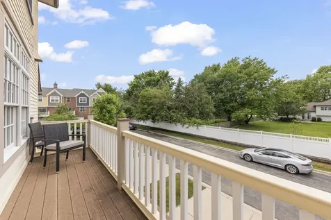 4159 Royal Mews Circle Naperville IL 60564