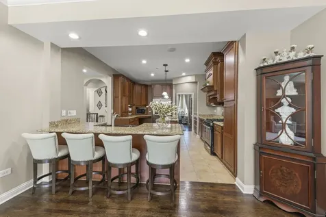 4159 Royal Mews Circle Naperville IL 60564