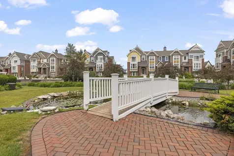 4159 Royal Mews Circle Naperville IL 60564