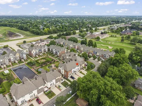 4159 Royal Mews Circle Naperville IL 60564