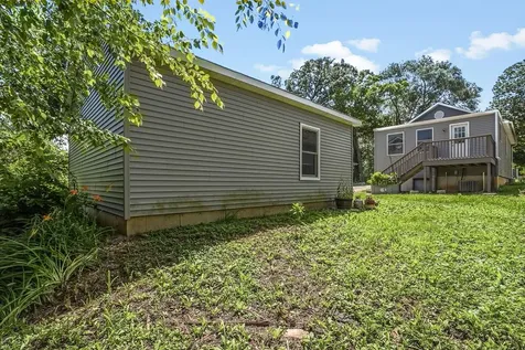 125 Burton Street Grayslake IL 60030