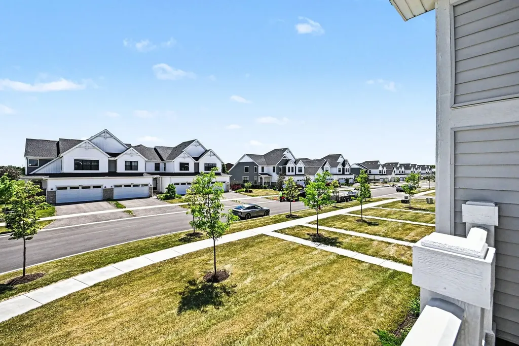 4271 Chelsea Manor Circle Aurora IL 60504