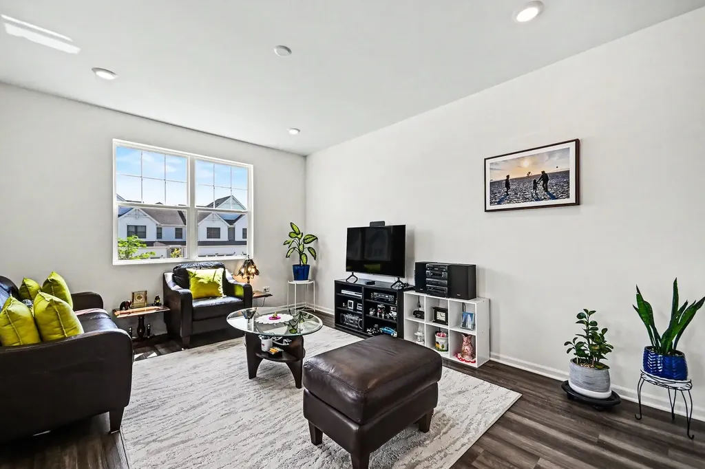 4271 Chelsea Manor Circle Aurora IL 60504