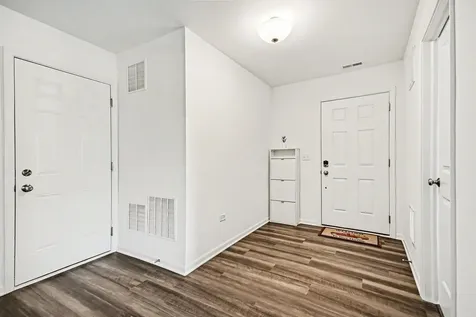 4271 Chelsea Manor Circle Aurora IL 60504