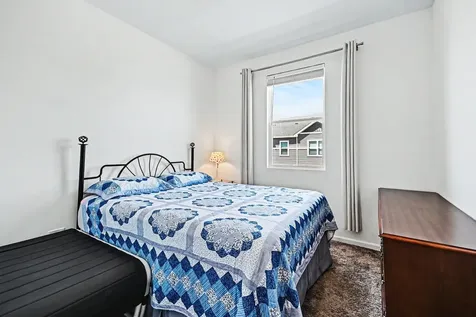4271 Chelsea Manor Circle Aurora IL 60504