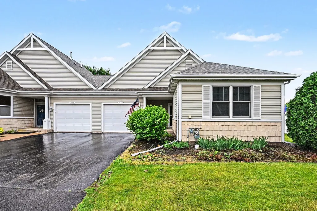 2559 Oak Park Court Crest Hill IL 60403