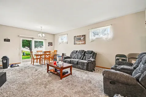 2559 Oak Park Court Crest Hill IL 60403