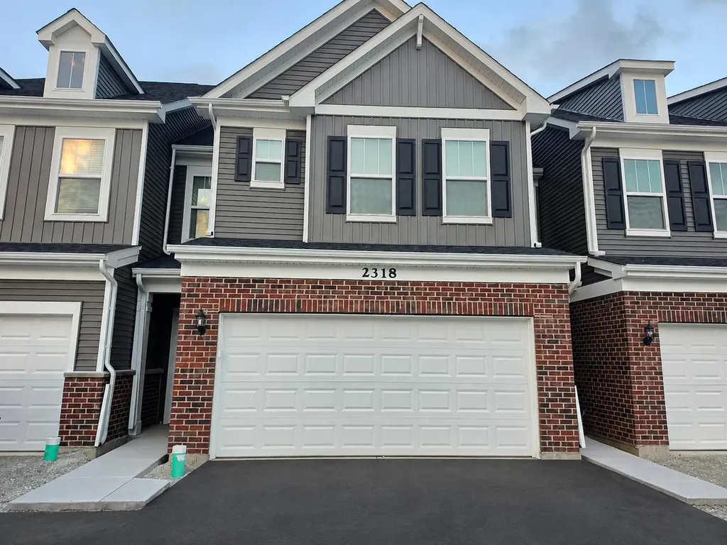 2318 Horseshoe Circle Naperville IL 60564
