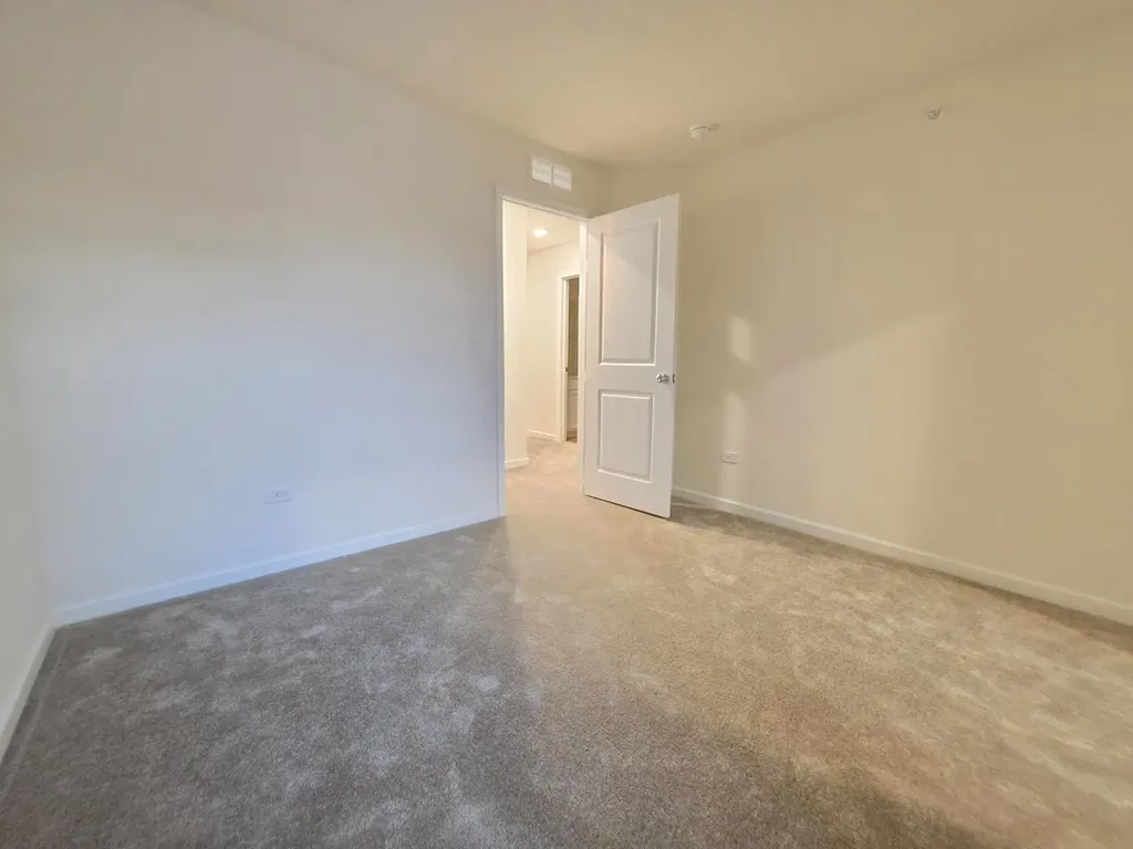 2318 Horseshoe Circle Naperville IL 60564