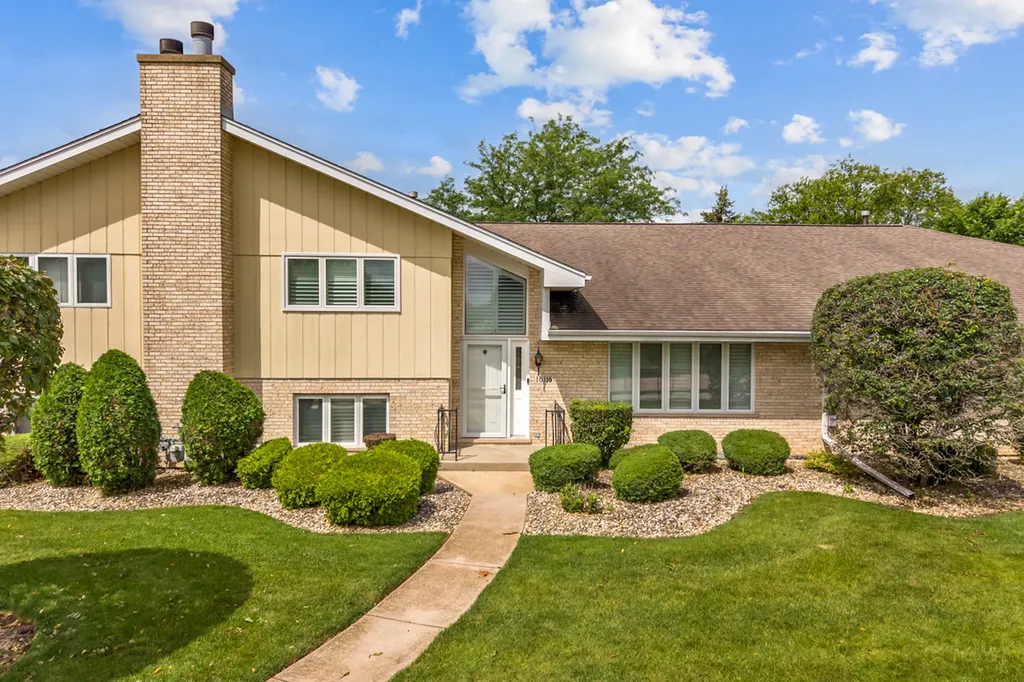 18116 John Charles Drive Orland Park IL 60467