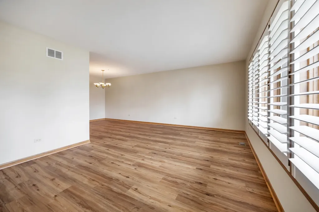 18116 John Charles Drive Orland Park IL 60467