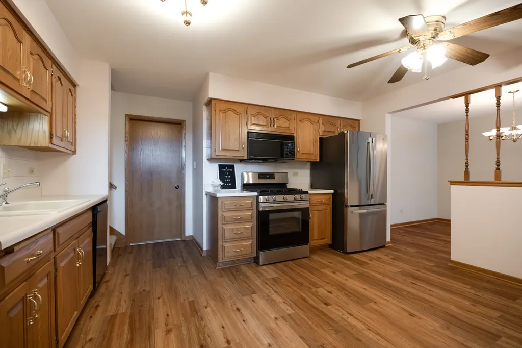 18116 John Charles Drive Orland Park IL 60467