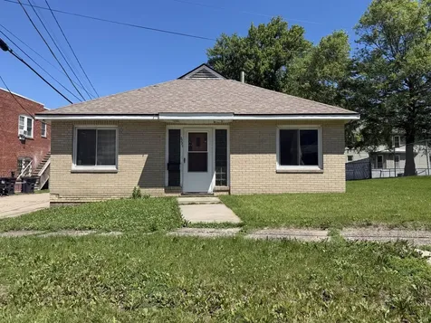3721 5TH Avenue Moline IL 61265