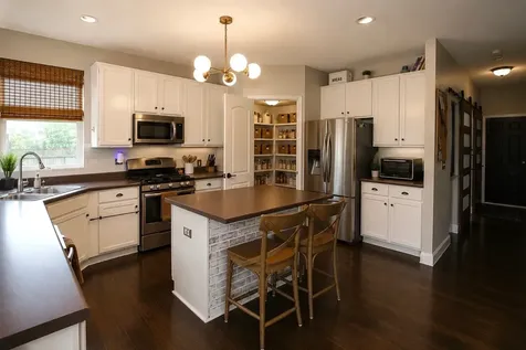 1535 Cambria Court Joliet IL 60431