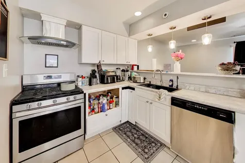 6751 South Saint Lawrence Avenue Chicago IL 60637
