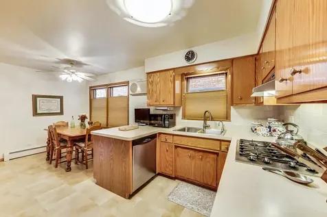 6430 West Gunnison Street Harwood Heights IL 60706
