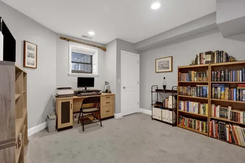 728 West Addison Street Chicago IL 60613