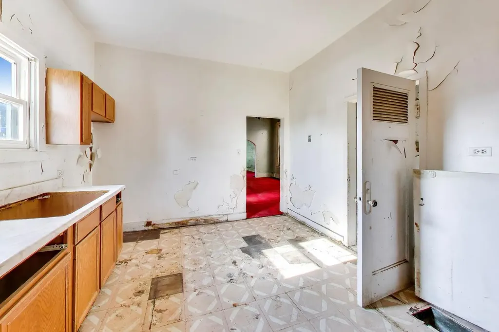 4316 West Carroll Avenue Chicago IL 60624