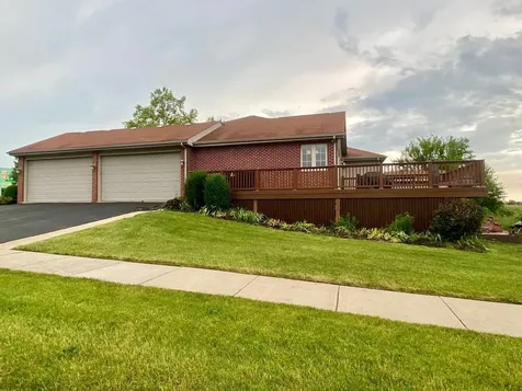 1610 Rolling Pass Beecher IL 60401