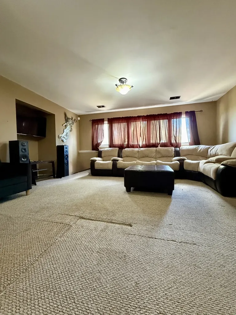 2304 Olde Mill Road Plainfield IL 60586