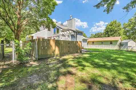 2314 Mulberry Court Champaign IL 61821