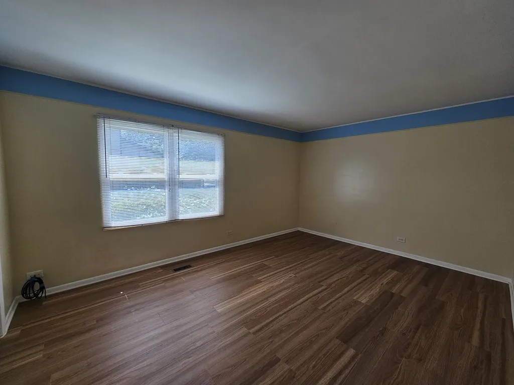 1818 77TH Street Naperville IL 60565