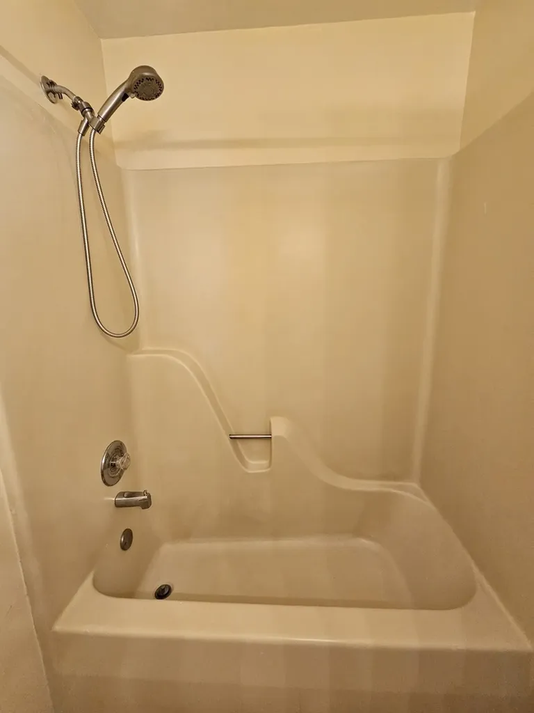 1818 77TH Street Naperville IL 60565
