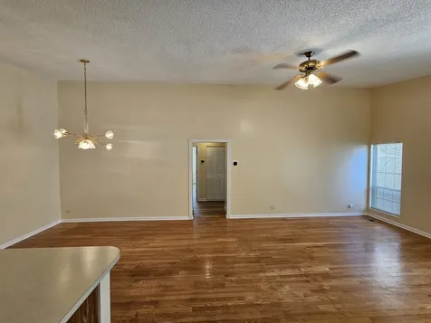 1818 77TH Street Naperville IL 60565