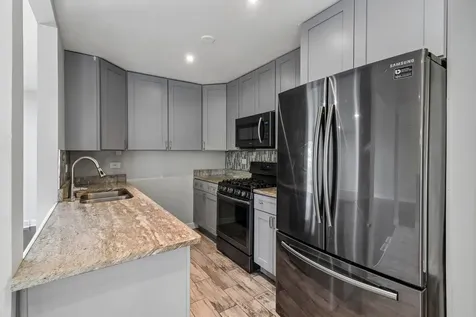 840 W Arquilla Drive Glenwood IL 60425