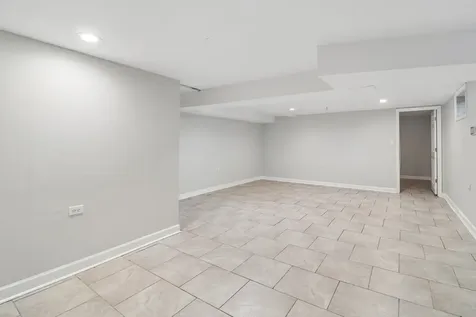840 W Arquilla Drive Glenwood IL 60425
