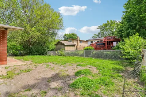840 W Arquilla Drive Glenwood IL 60425