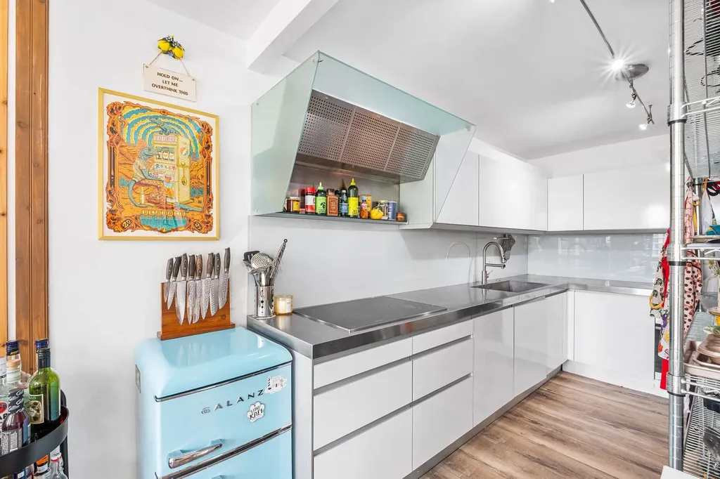 50 East Bellevue Place Chicago IL 60611