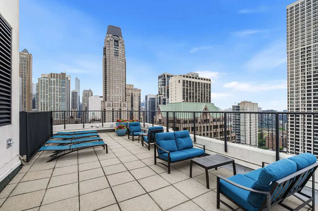 50 East Bellevue Place Chicago IL 60611