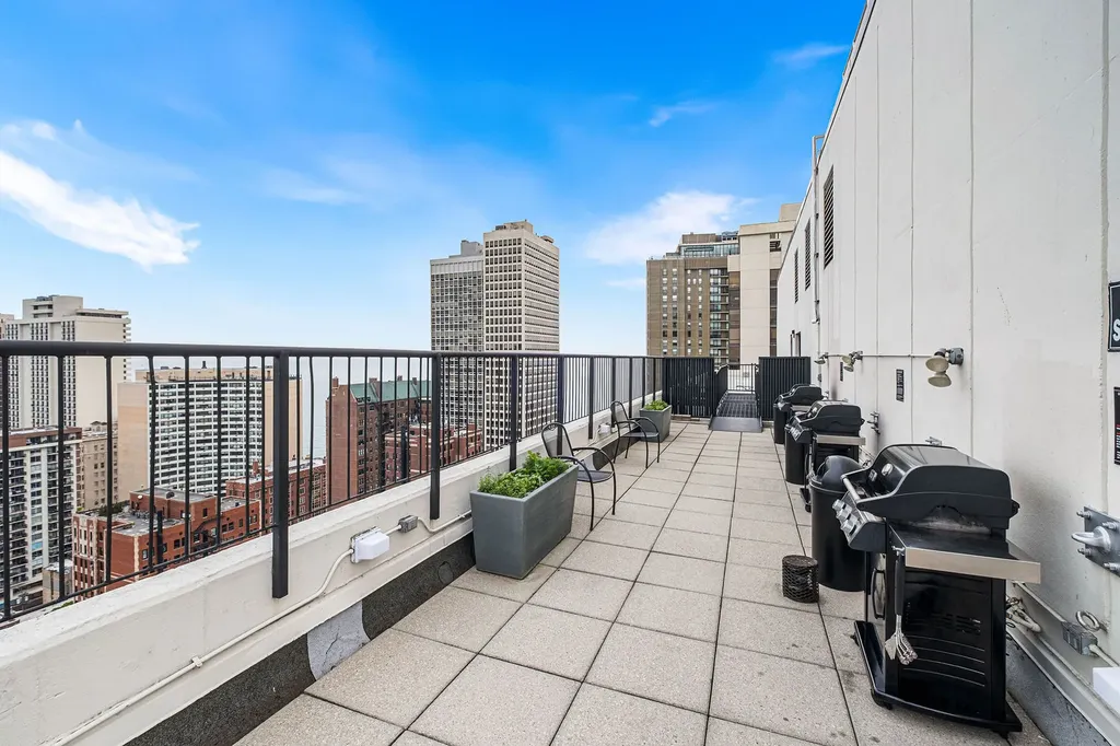 50 East Bellevue Place Chicago IL 60611