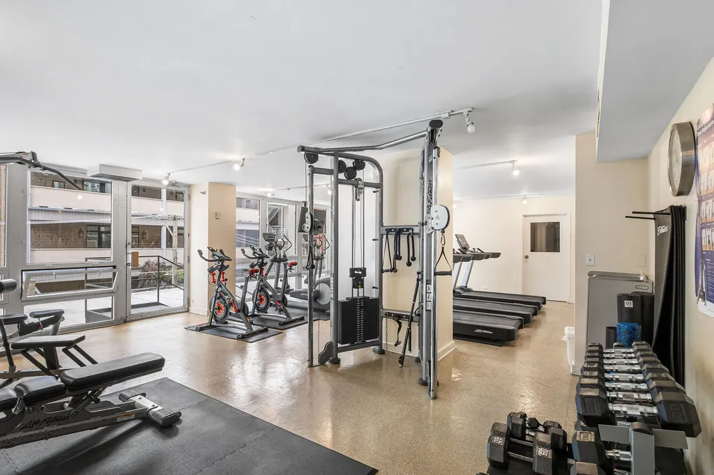 50 East Bellevue Place Chicago IL 60611