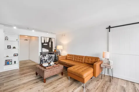 50 East Bellevue Place Chicago IL 60611
