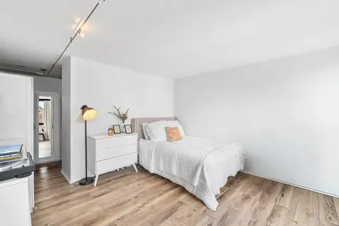 50 East Bellevue Place Chicago IL 60611