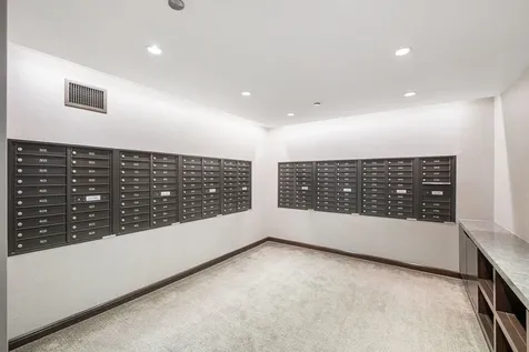 50 East Bellevue Place Chicago IL 60611