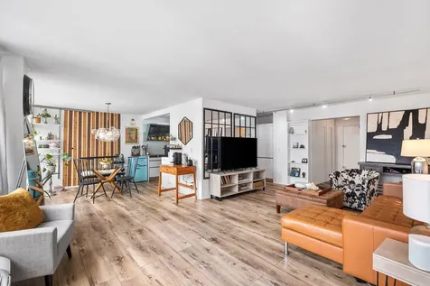 50 East Bellevue Place Chicago IL 60611