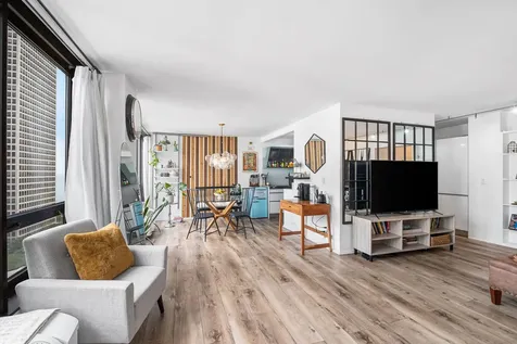 50 East Bellevue Place Chicago IL 60611