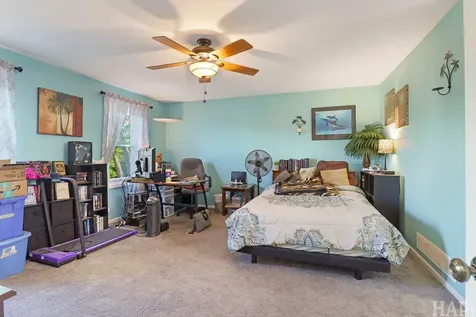 402 South Driftwood Trail Mchenry IL 60050