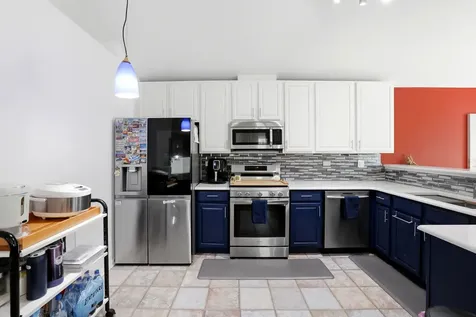 1749 Avalon Court Glendale Heights IL 60139