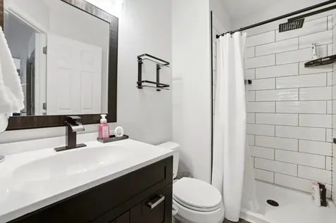 1749 Avalon Court Glendale Heights IL 60139