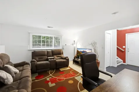 1749 Avalon Court Glendale Heights IL 60139